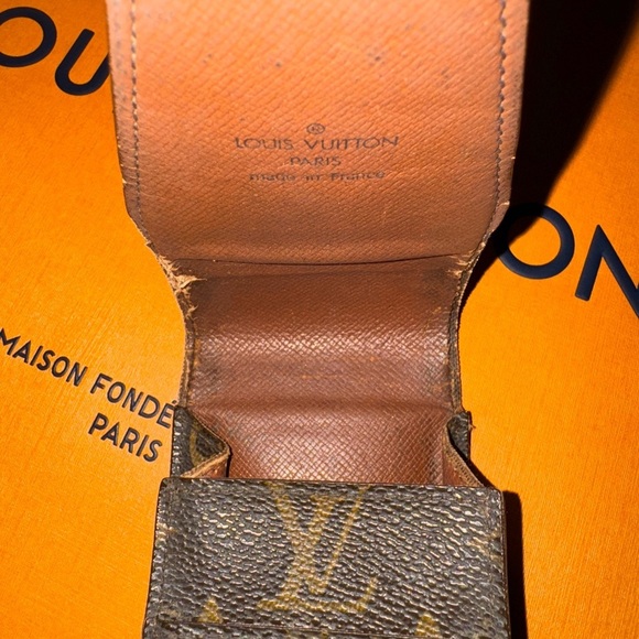 Louis Vuitton Brown and Gold Monogram vintage cigarette Pouch - Picture 4 of 14